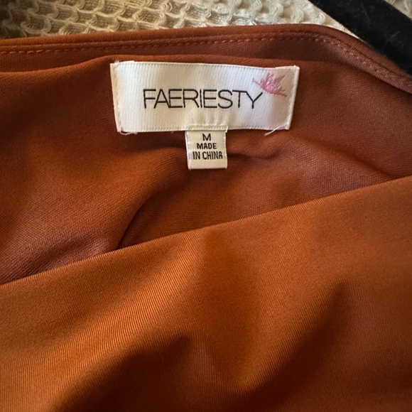 Dress - Picture 5 of 5